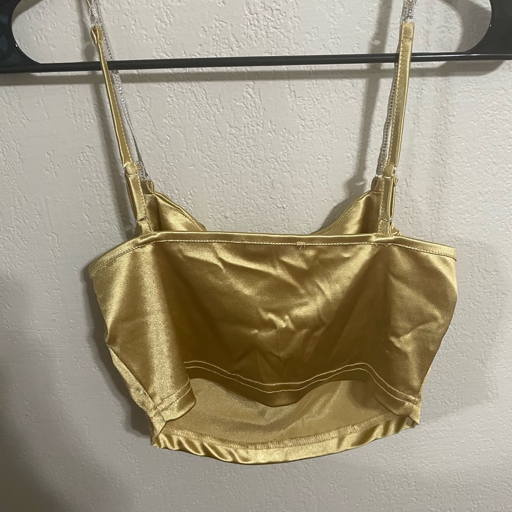 Gold cropped cami - Picture 2 of 4